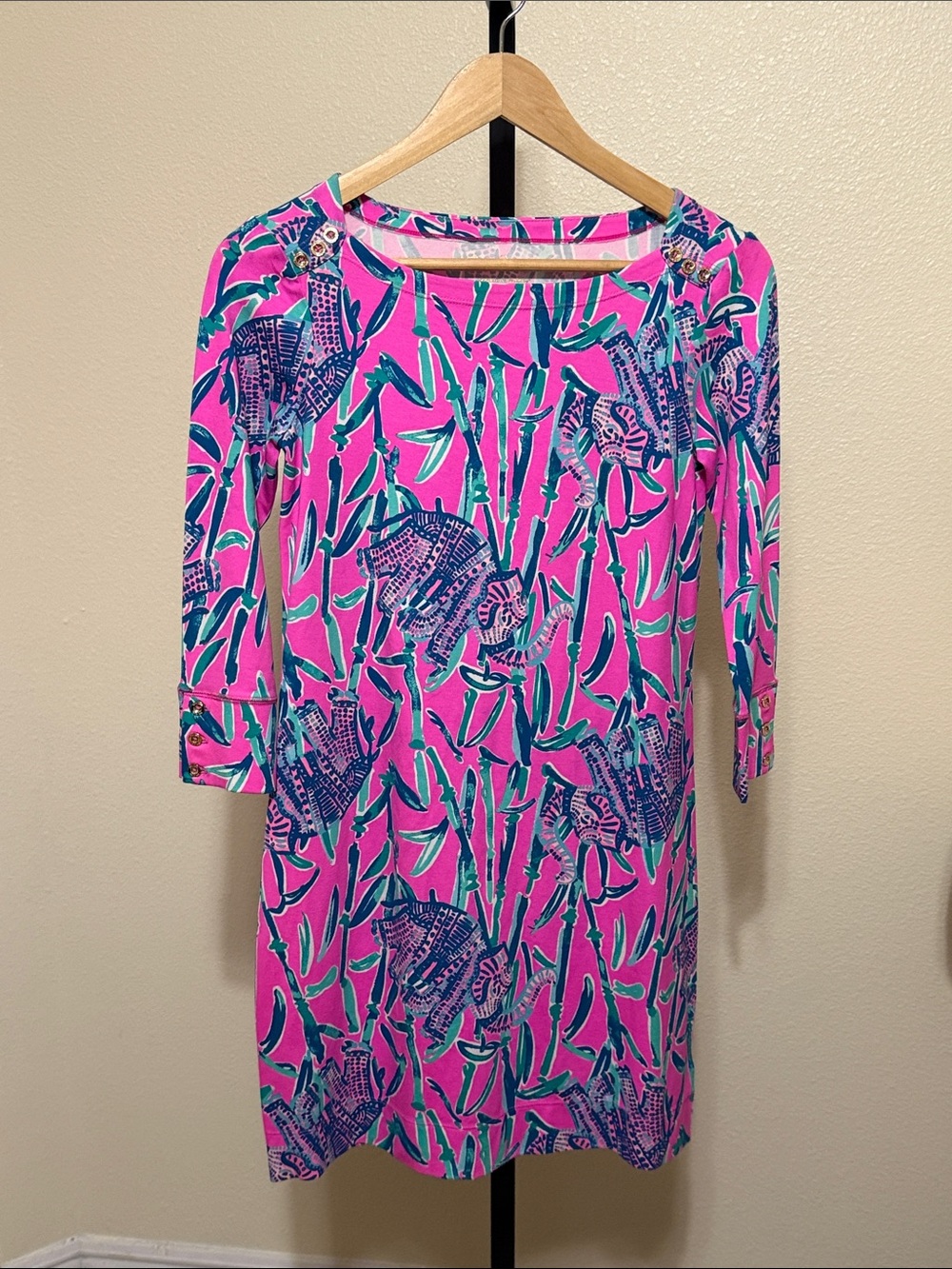 Lilly Pulitzer 🌸Pink Printed Shift Dress with Teal Leaf Pattern